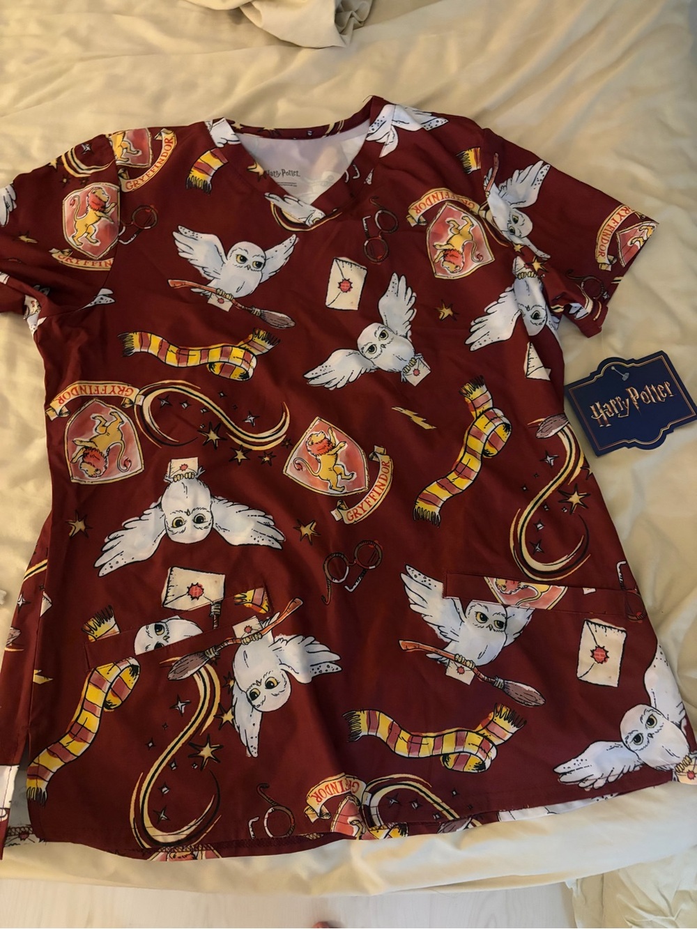 Warner Bros. Harry Potter Maroon and White Owl Print Top